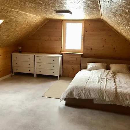 Domcek Pod Orechom Nyaraló